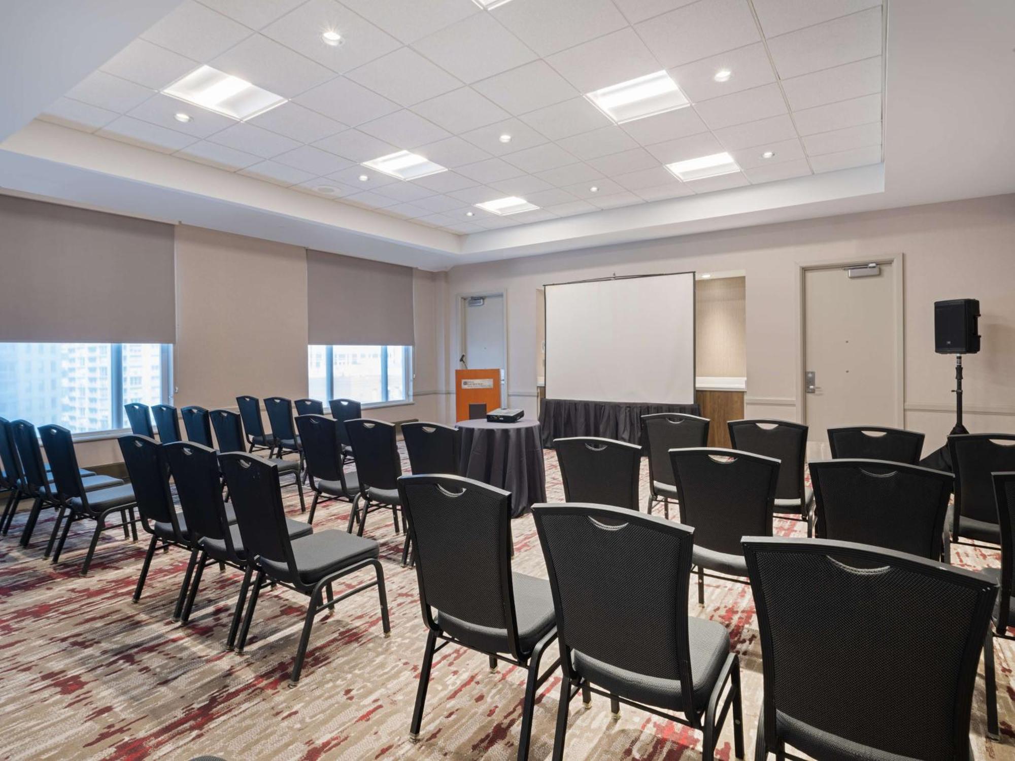 Hilton Garden Inn Chicago Downtown/Magnificent Mile Εξωτερικό φωτογραφία