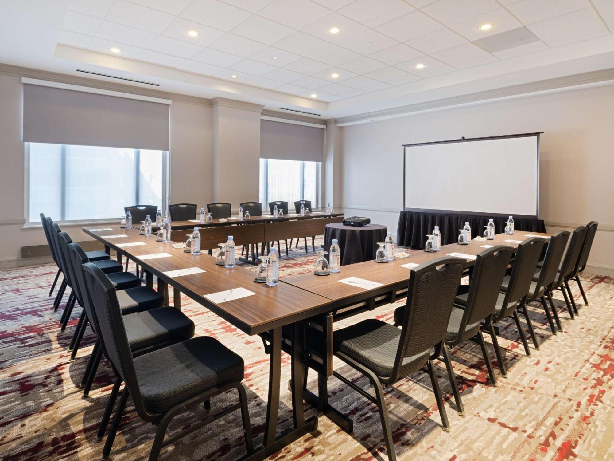 Hilton Garden Inn Chicago Downtown/Magnificent Mile Εξωτερικό φωτογραφία