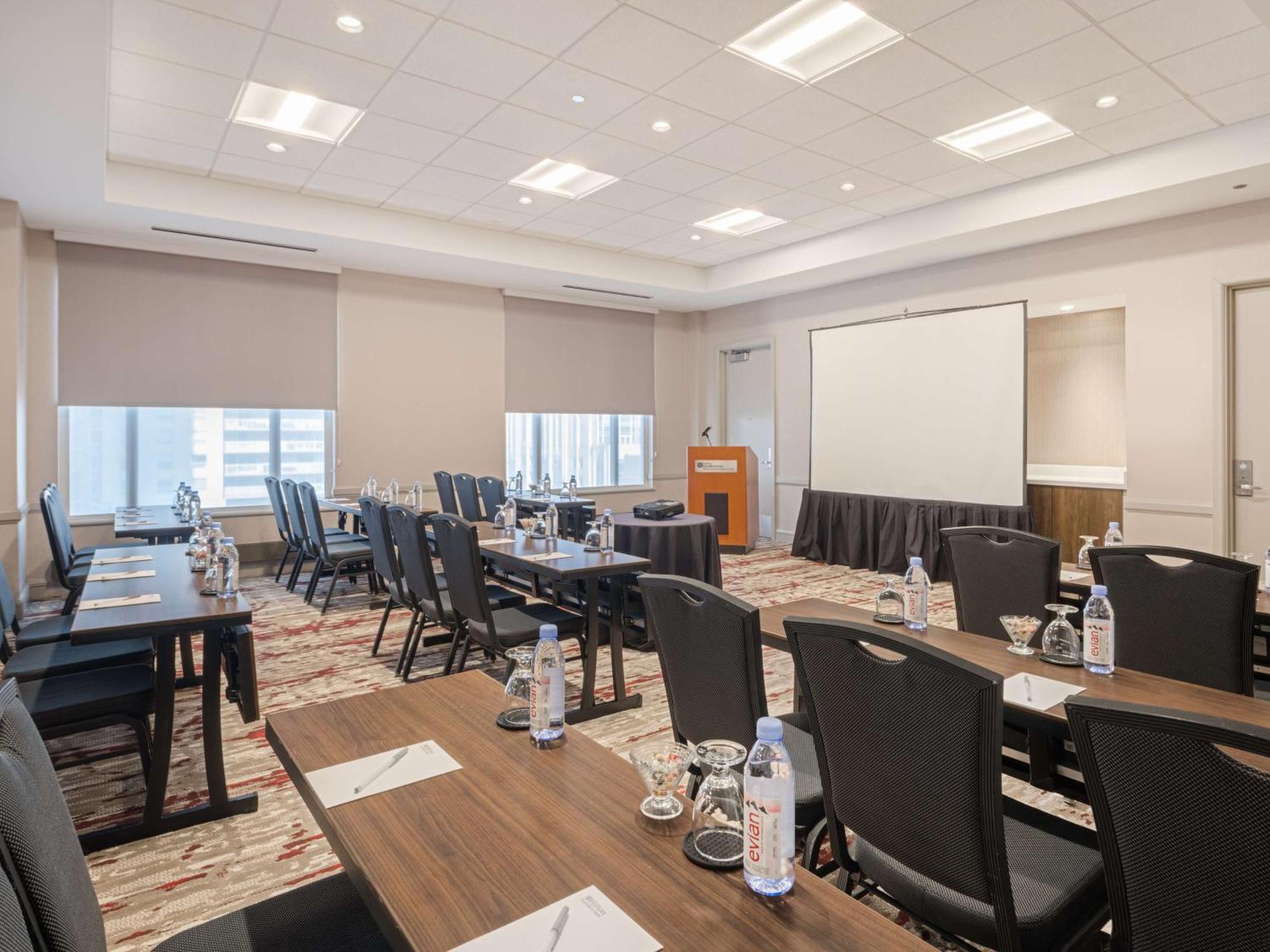 Hilton Garden Inn Chicago Downtown/Magnificent Mile Εξωτερικό φωτογραφία